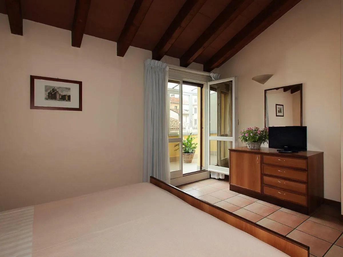 Novotel Parma Centro 4*,