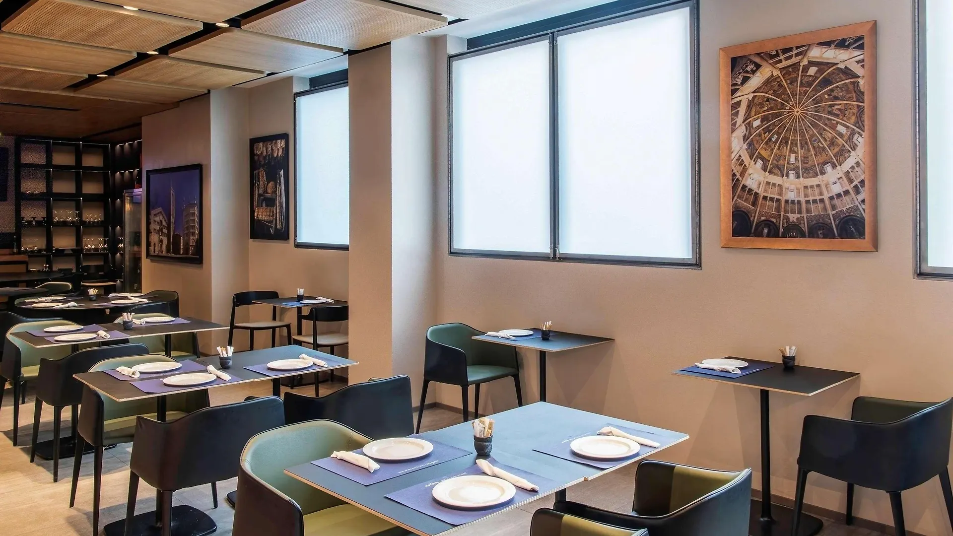 Szálloda Novotel Parma Centro