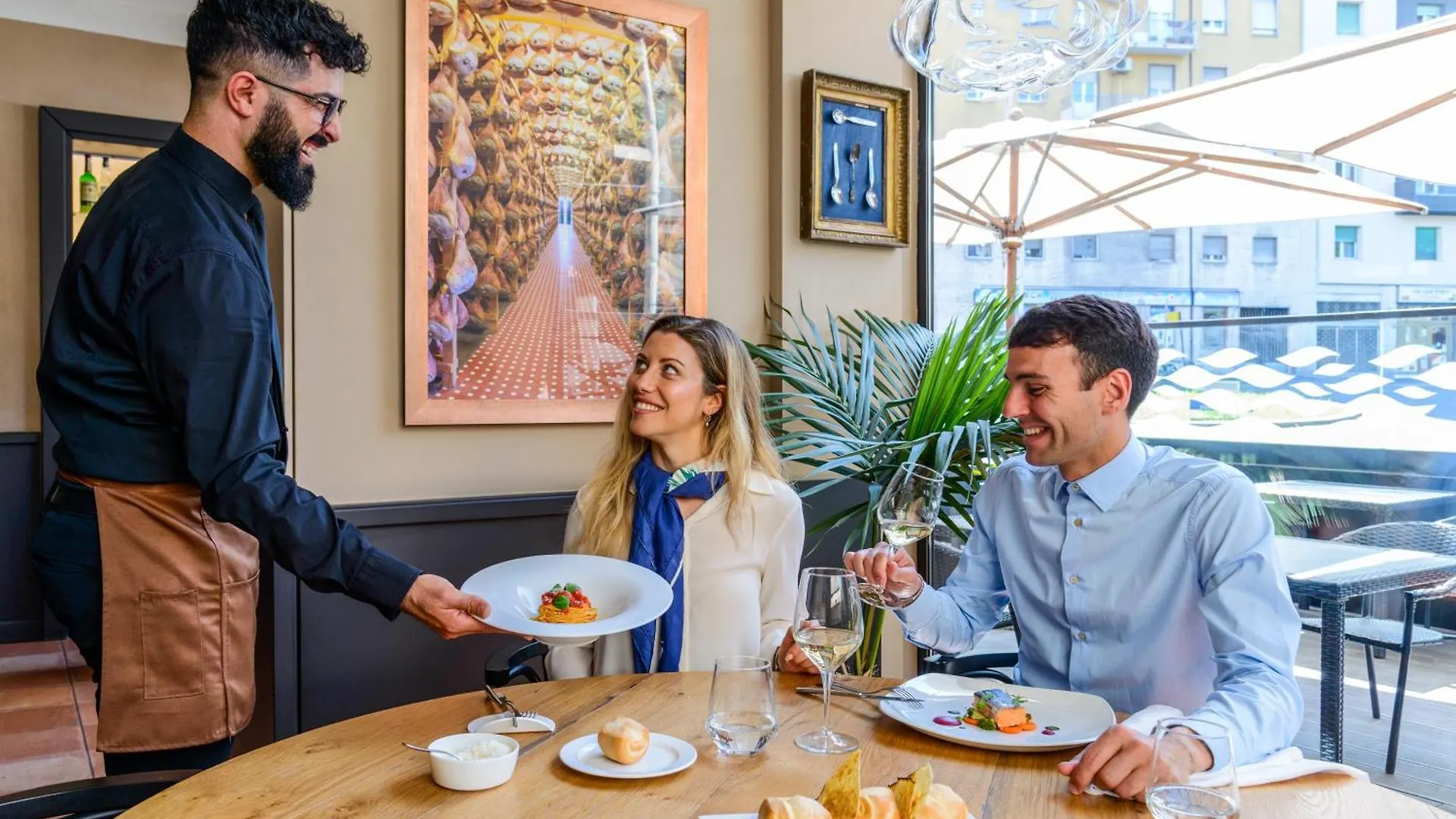Novotel Parma Centro מלון